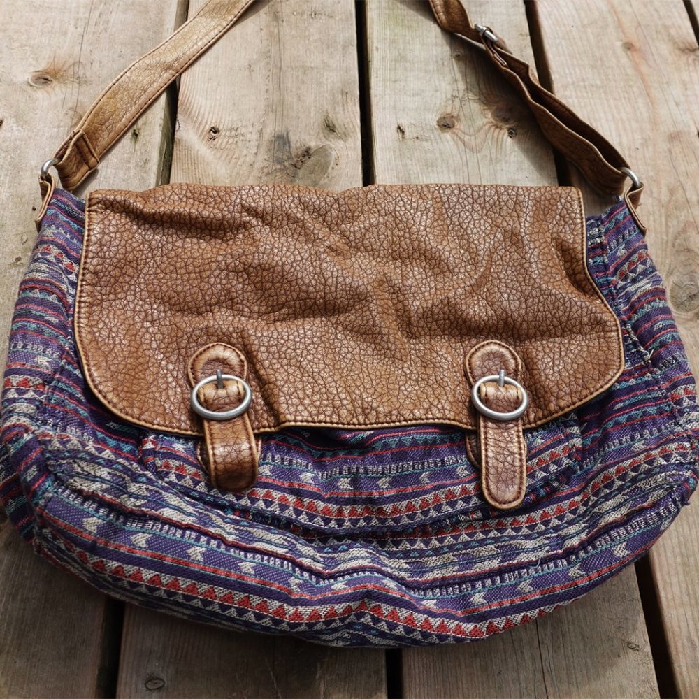 Aeropostale Crossbody Boho Patterned Satchel Bag